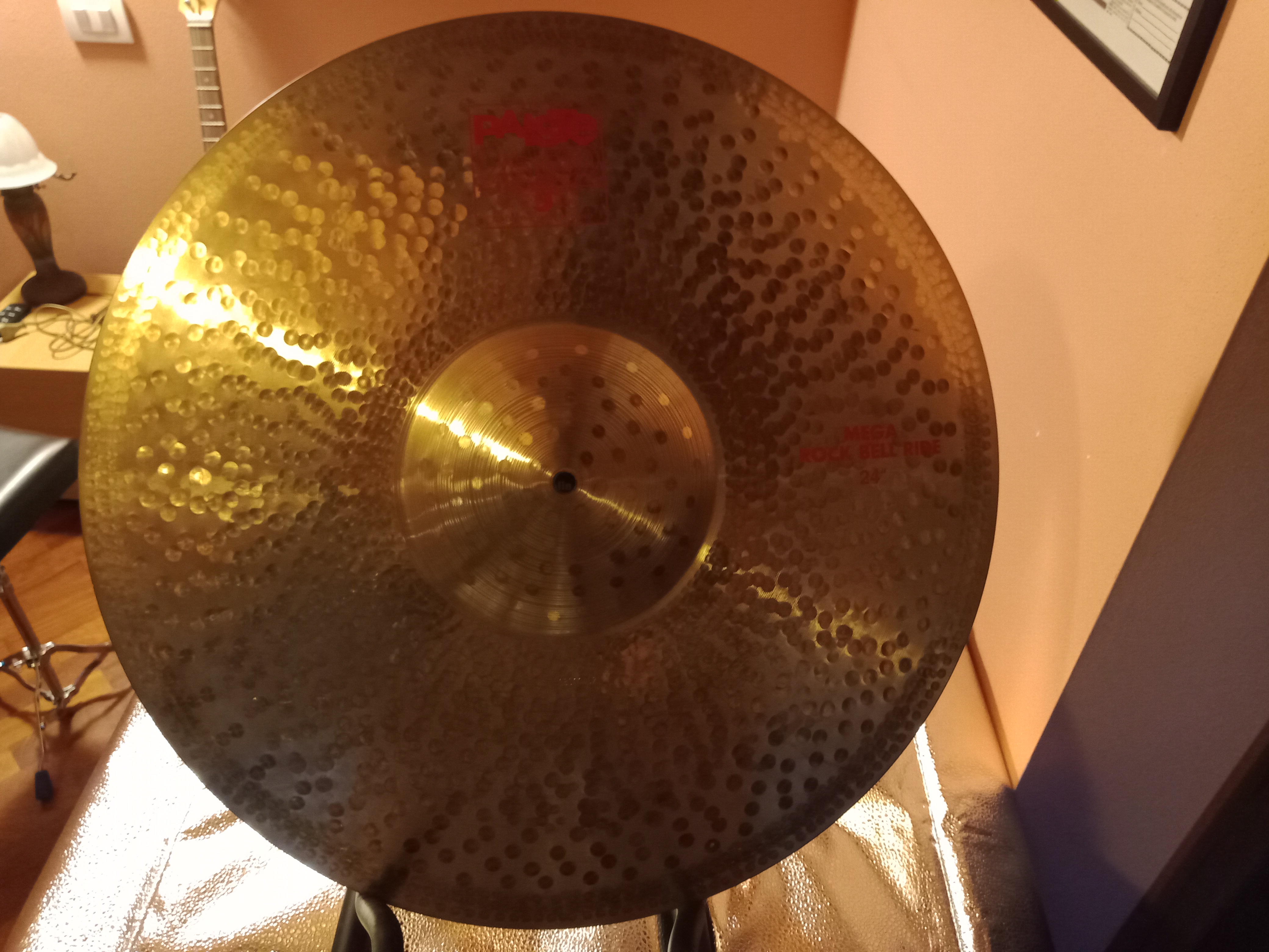 Piatto Paiste Mega Bell 24 pollici