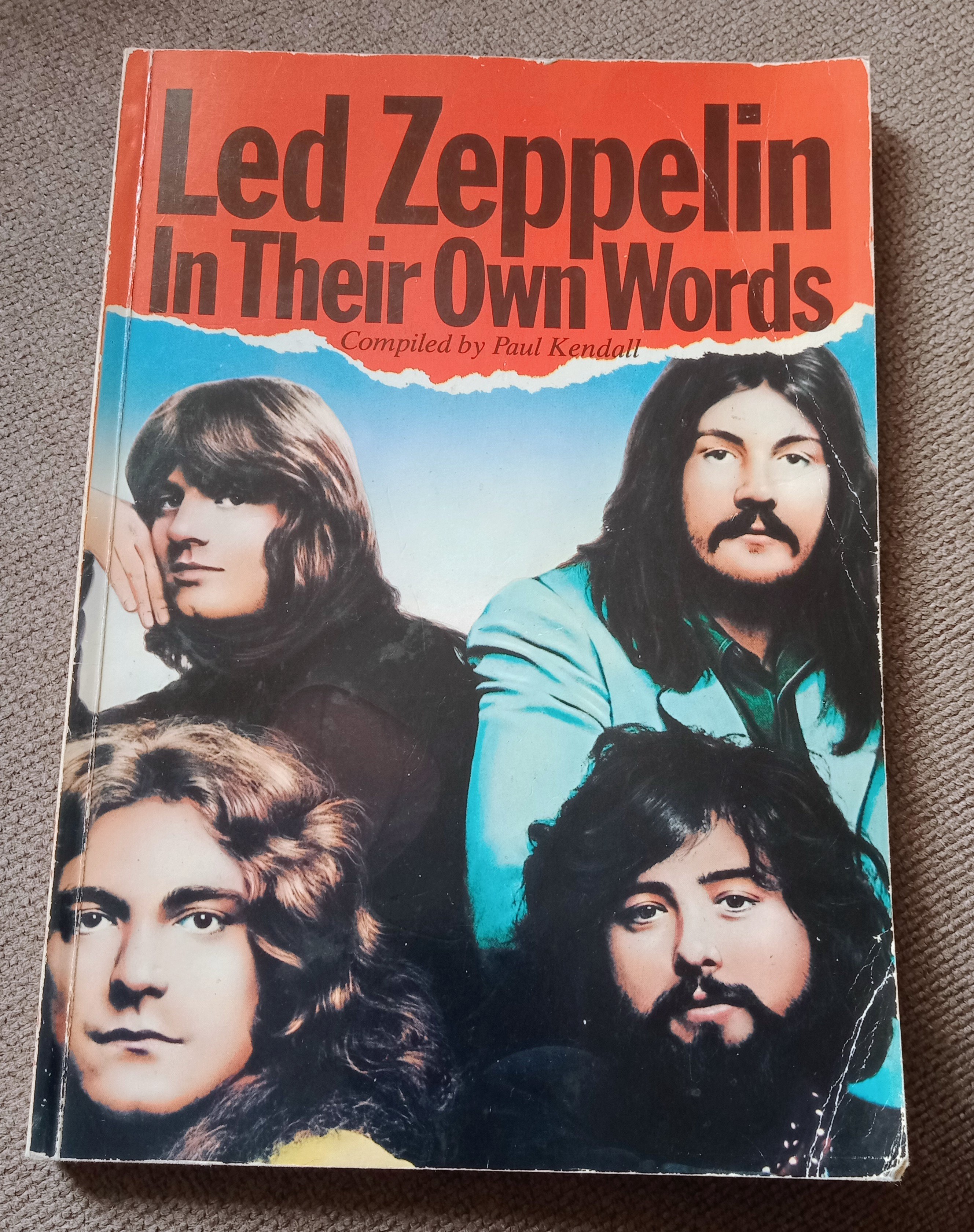 Libro vintage Led Zeppelin 1981